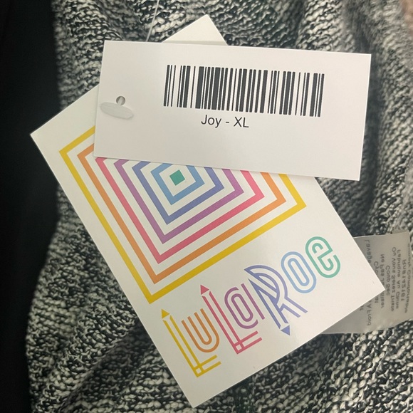 LuLaRoe Joy vest - Picture 5 of 5